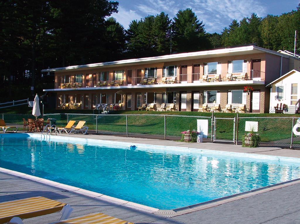 Half Moon Motel & Cottages Weirs Beach Exterior foto