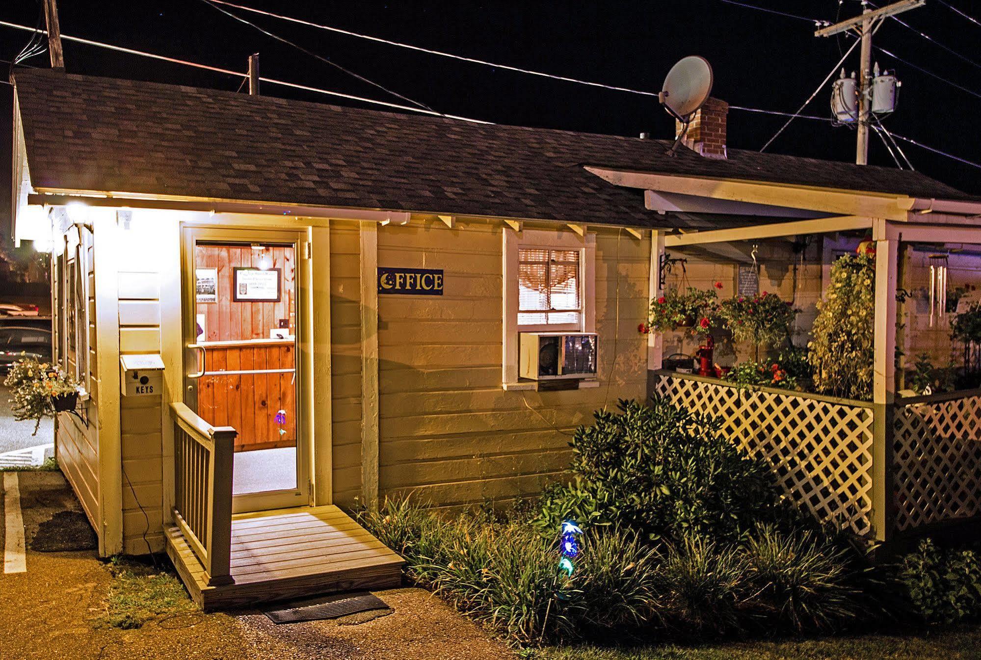 Half Moon Motel & Cottages Weirs Beach Exterior foto